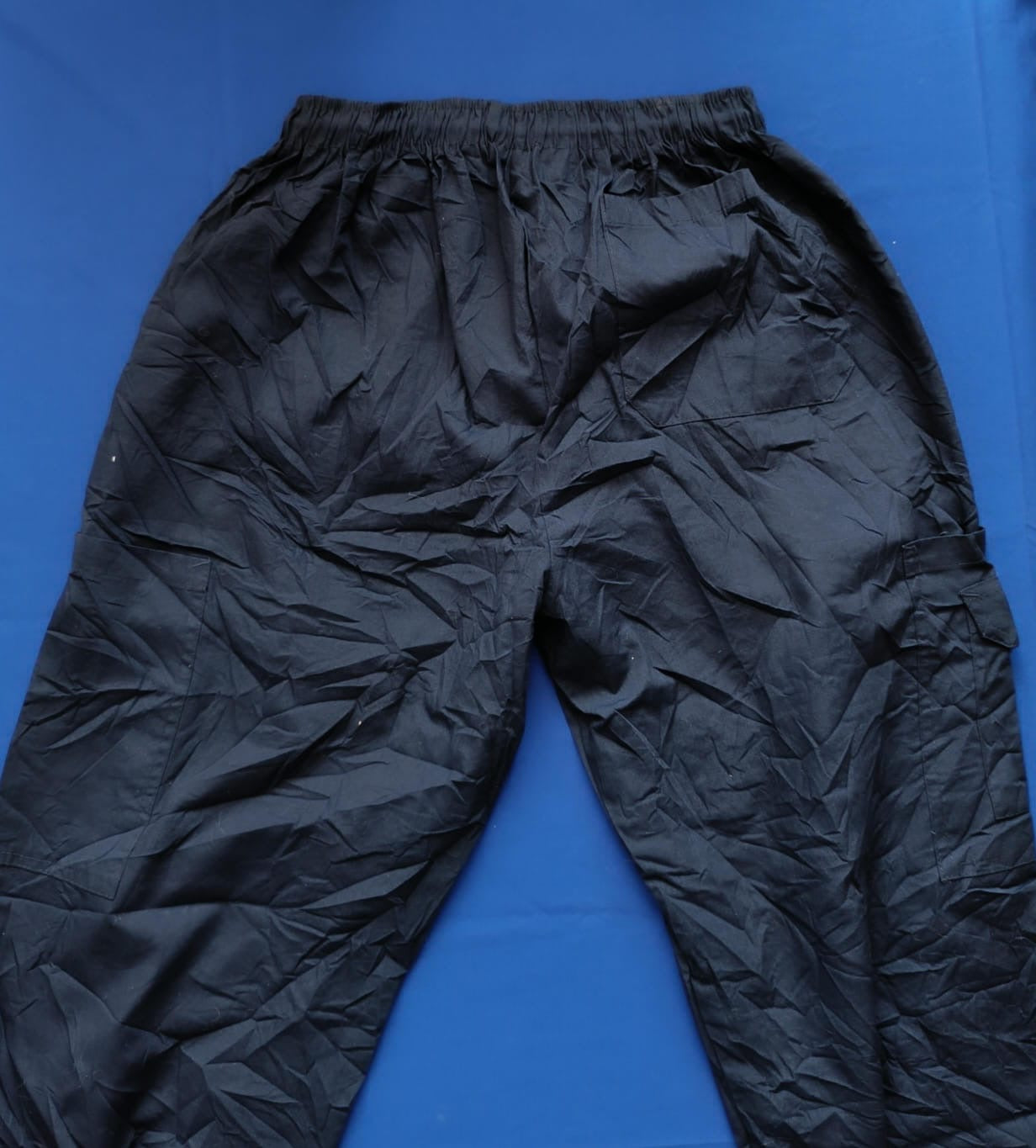 Pantalón azul marino talla L