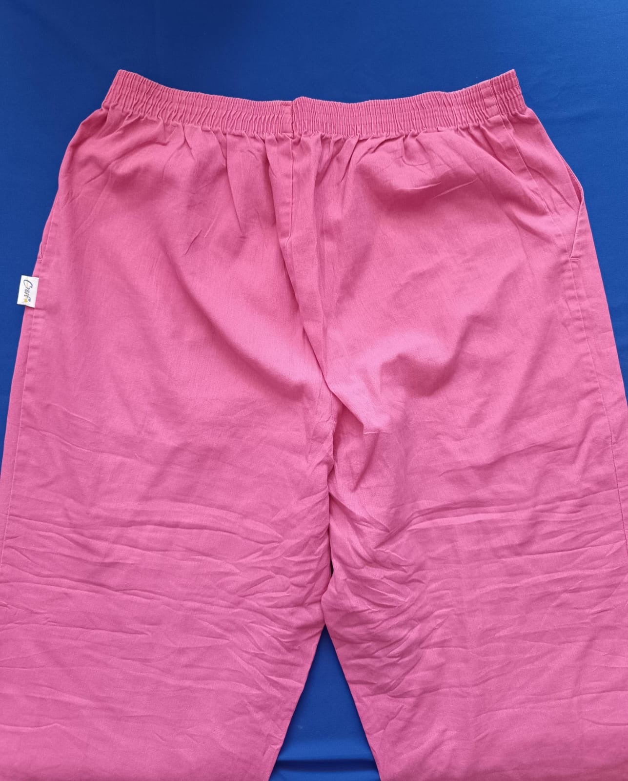 Pantalón rosado talla L