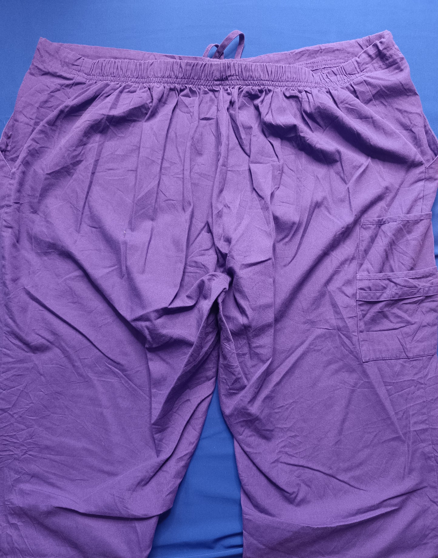 Pantalón morado Talla XL