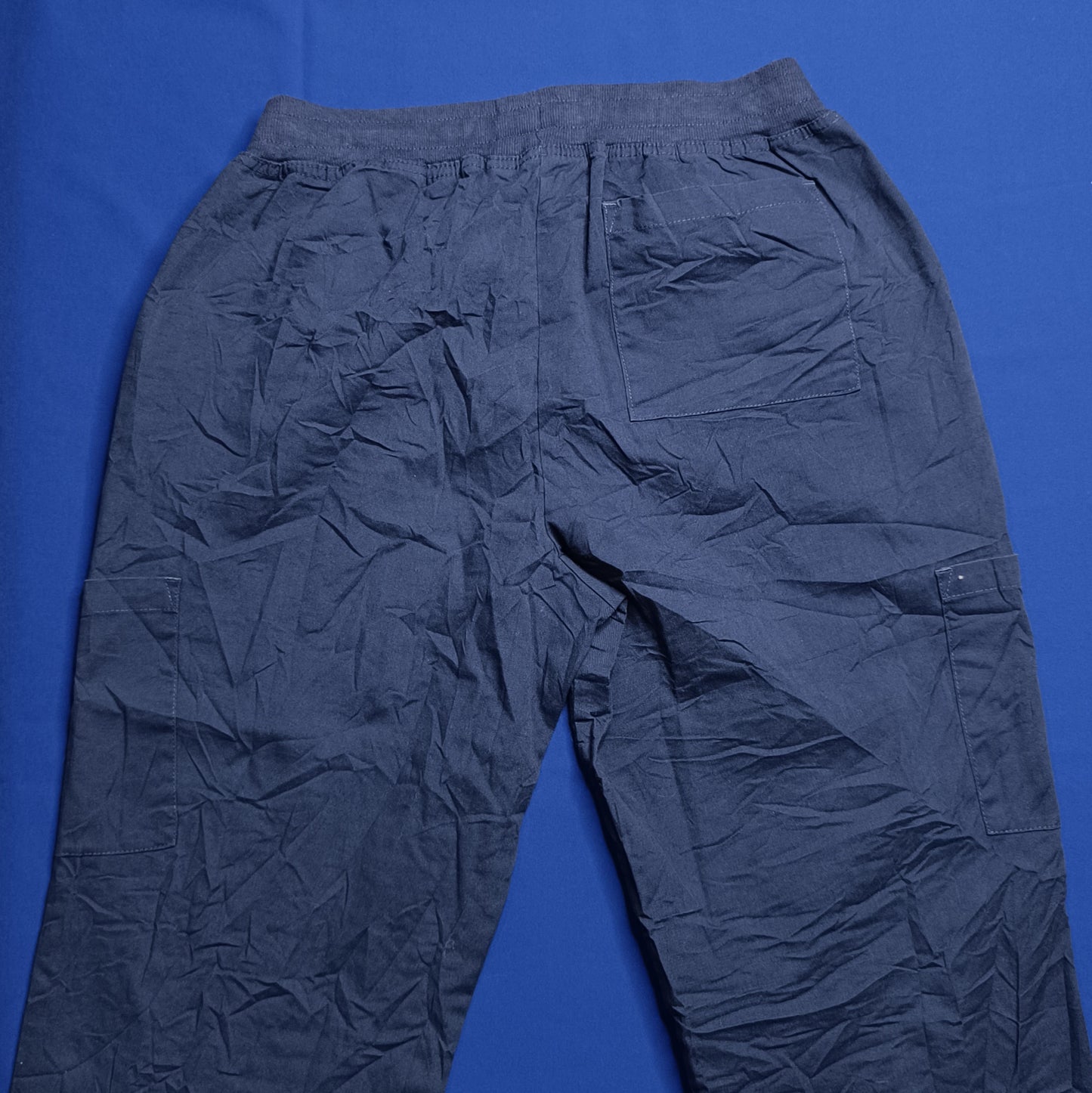 Pantalón azul marino talla S