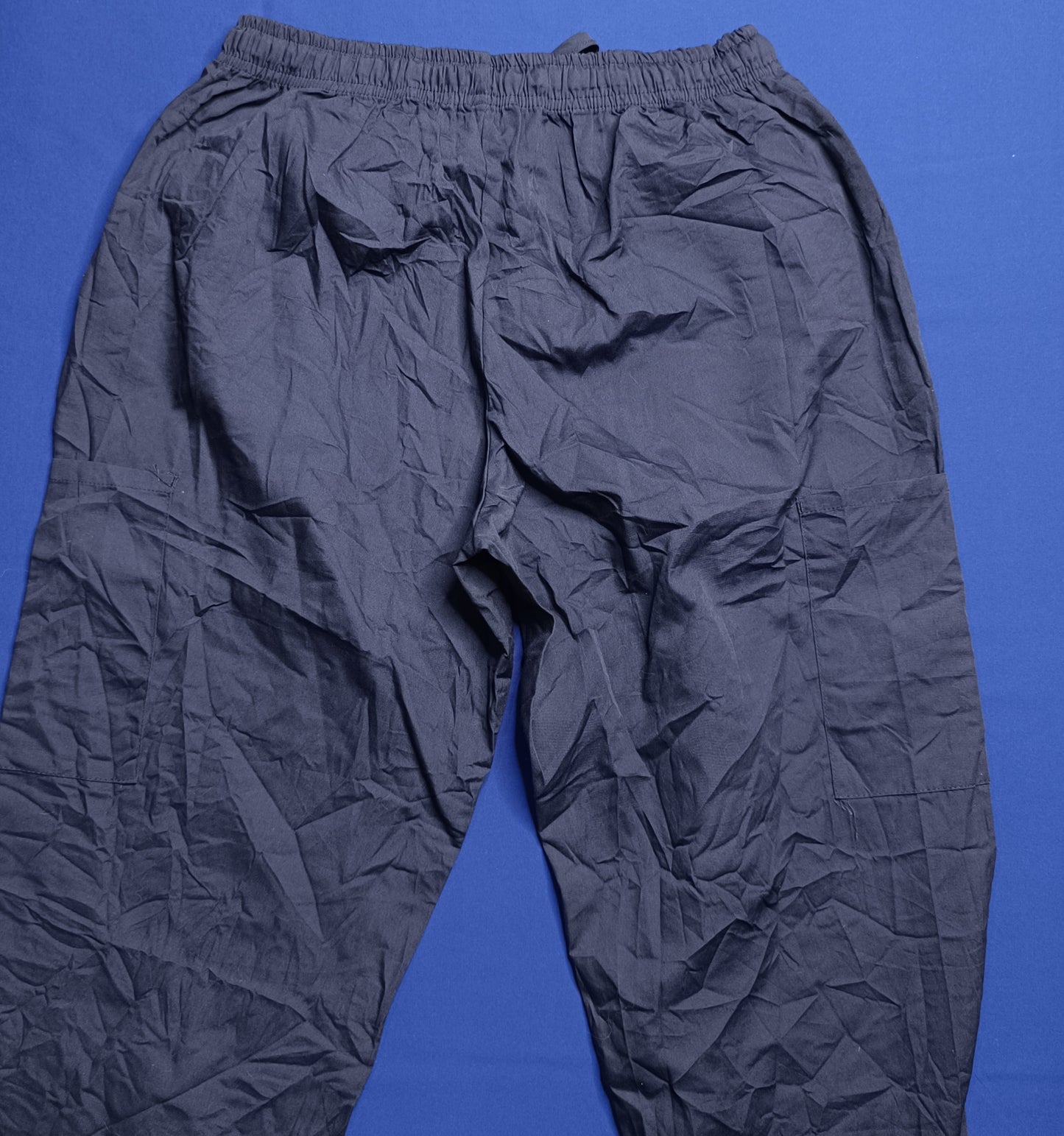 Pantalón azul marino talla S