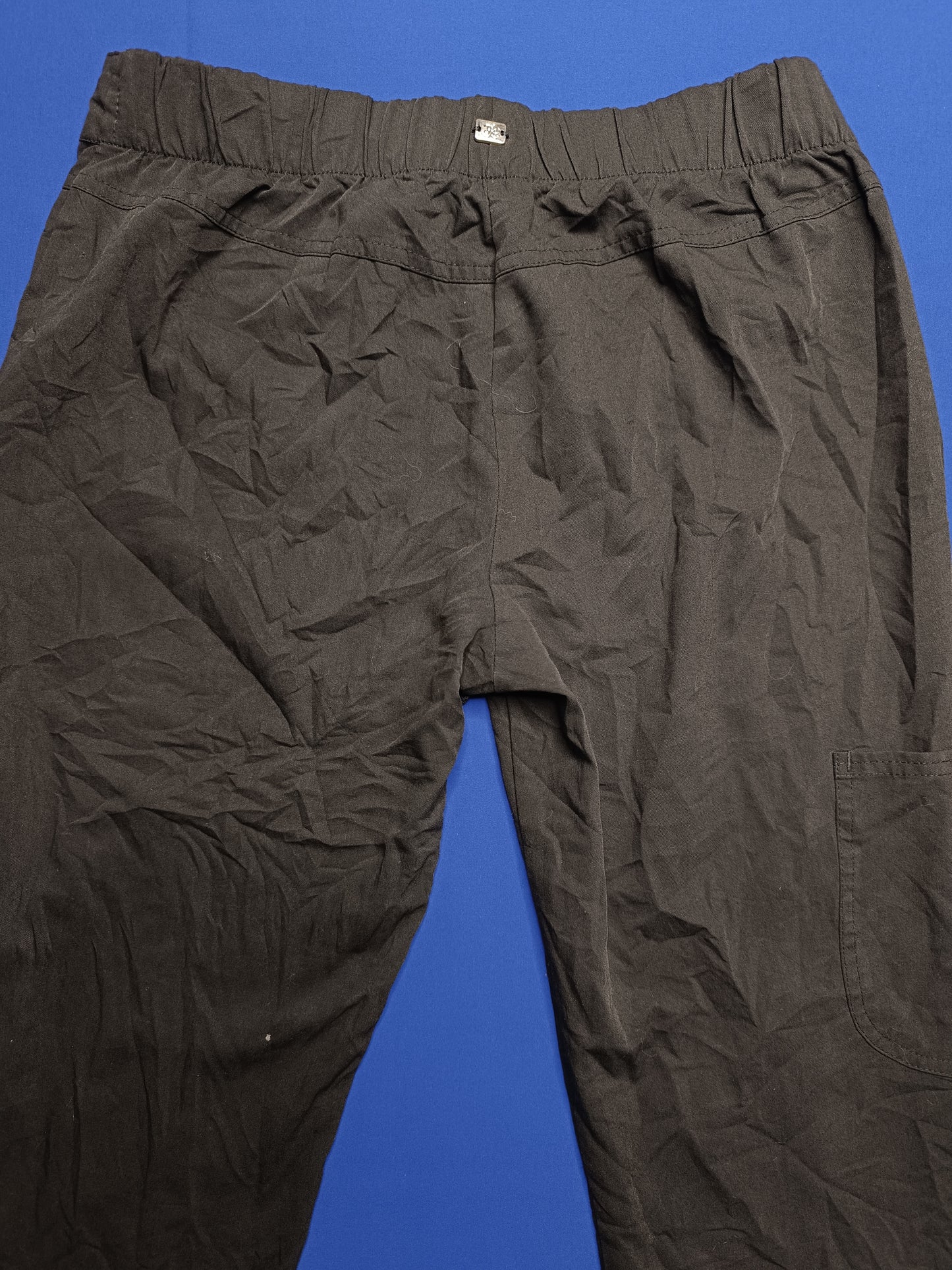 Pantalón negro talla S