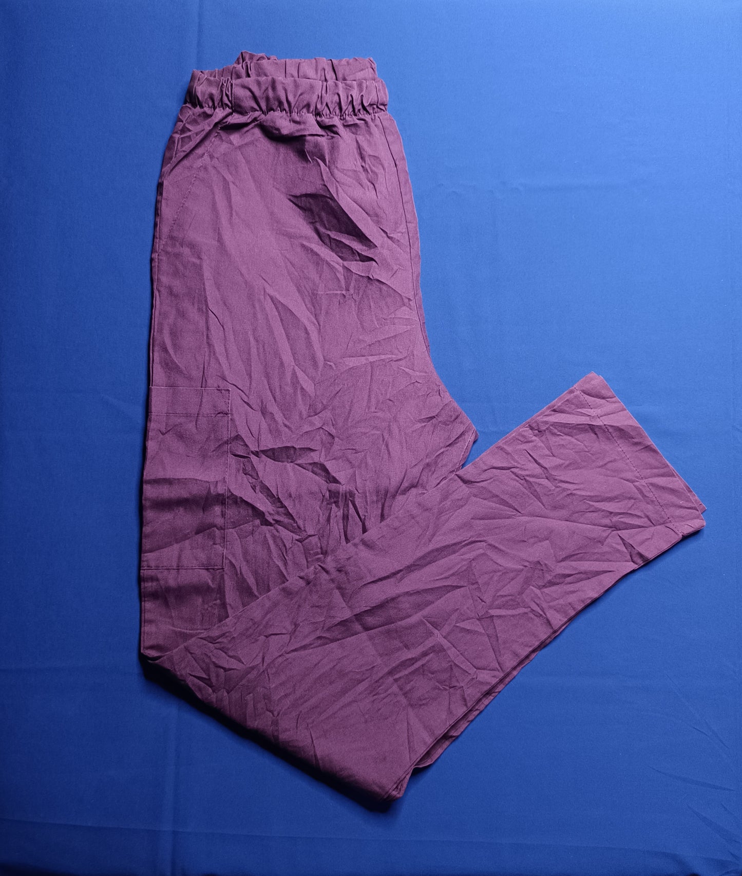 Pantalón morado talla S