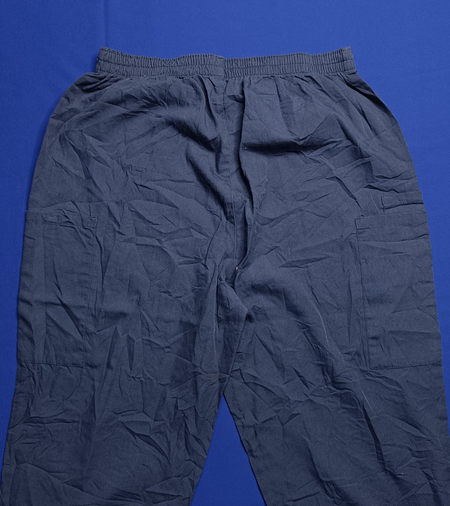 Pantalón azul marino talla S