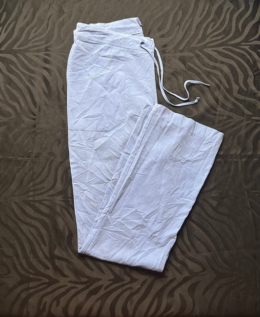 Pantalón celeste talla XS