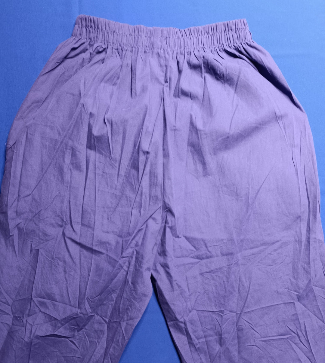 Pantalón morado talla S