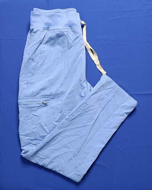 Pantalón celeste talla L