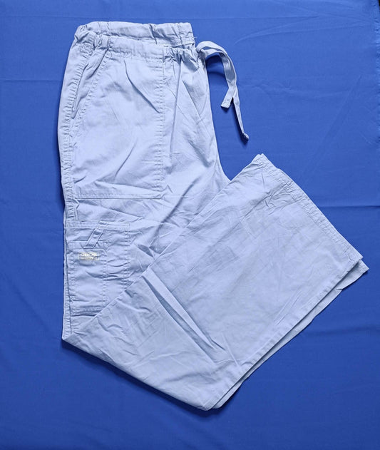 Pantalón celeste talla L