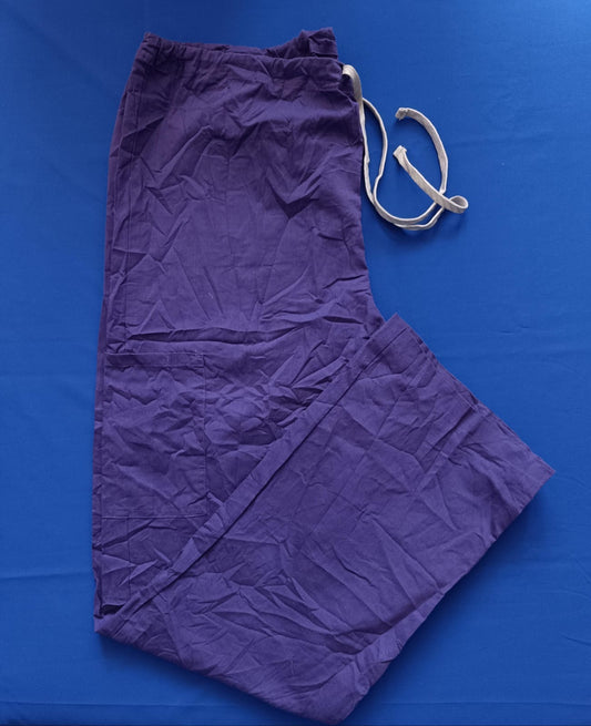 Pantalón morado talla L
