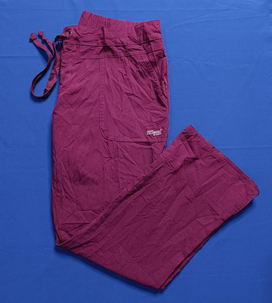 Pantalón burdeo talla L